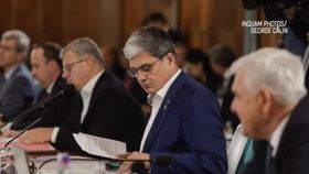 Se caută zeci de miliarde pentru majorarea pensiilor! Marcel Ciolacu recunoaște că pensia medie din România e inumană